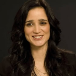 Contratar a JULIETA VENEGAS